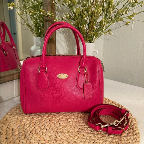 ✨💕COACH Hot Pink Leather Boston Bag Satchel with Detachable strap&charm PRISTINE - Picture 1 of 5